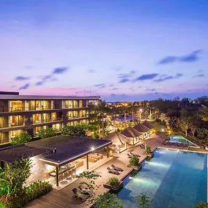 ***** Отель Le Grande Bali Индонезия